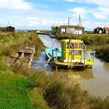 Arc En Ciel Oleron 3*