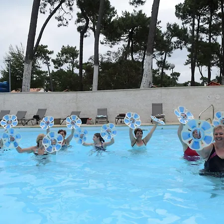 Club Bleues Grand Air Oleron Ferienpark 3*